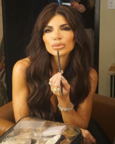 Behind the Scenes: Teresa Giudice's Glamorous Makeup Routine Unveiled