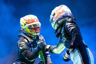 Frijns and Cassidy "were almost killing each other” with Diriyah E-Prix pace