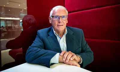 Billionaire Sydney property developer and philanthropist Lang Walker dies aged 78