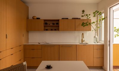 5 Ways to Enhance the "Dead Space" Above Kitchen Cabinets — "This Trick Can Add a Sense of Calm Luxury"