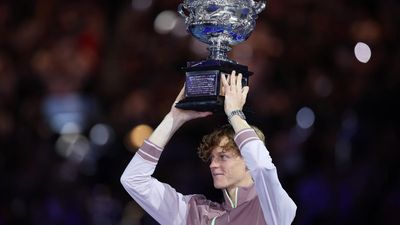 Australian Open 2024 | Jannik Sinner rallies from 2 sets down to win men’s finals against Medvedev, clinches 1st major