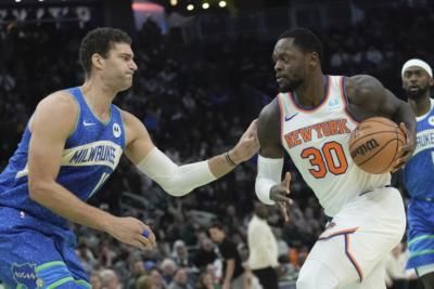 Knicks' Julius Randle suffers dislocated shoulder in victory against Heat