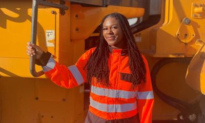 Young people in UK having to refuse jobs due to high costs, report finds