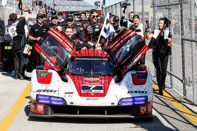 Daytona 24h: Porsche triumphs after epic duel with Cadillac