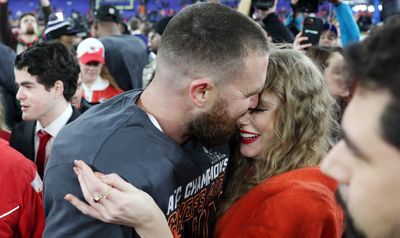 Travis Kelce and Taylor Swift shared a postgame kiss on the field after the Chiefs’ Super Bowl berth