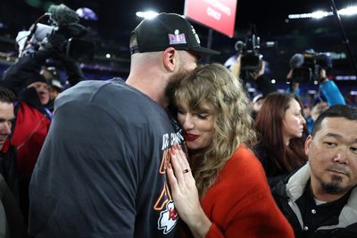 10 swoonworthy pictures of Taylor Swift and Travis Kelce on the field after Chiefs-Ravens