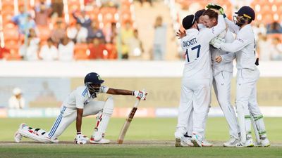 IND vs ENG 1st Test: England don't worry about outside noise, says Nasser Hussain