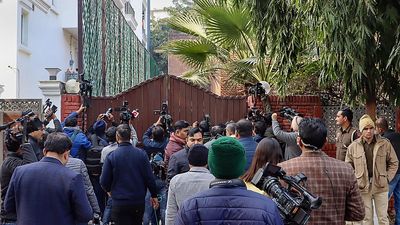 Security beefed up at Jharkhand Raj Bhavan, CM House as ED team visits Hemant Soren’s Delhi residence