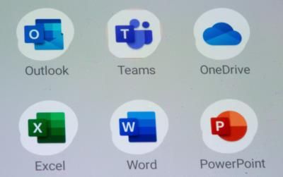 Microsoft poised for AI-driven revenue growth as stock surges