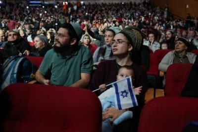 Israeli settlers organize conference on resettlement in Gaza