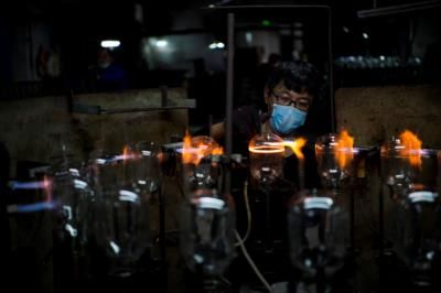 China factory activity contracts in January but at slower pace