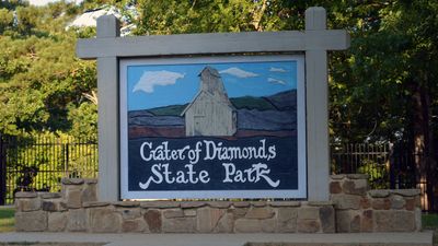 “I am so happy!" – French tourist discovers massive diamond in US State Park