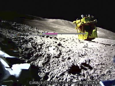The Japanese moon lander gets back to work after the sun reaches its solar panels