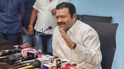 I will continue to be in the BJP, says Munenakoppa