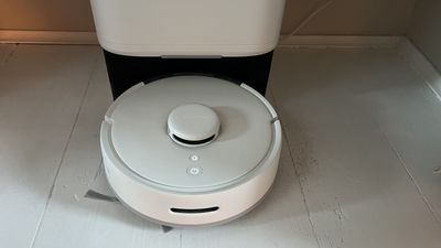SwitchBot Mini Robot Vacuum K10+ review: the robot vacuum and mop combos' capabilities are great for dust-busting