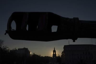 EU Approves Plan to Use Frozen Russian Assets for Ukraine's Reconstruction