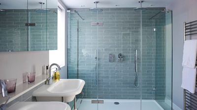 How to clean a shower – 8 simple steps to a spotless shower space