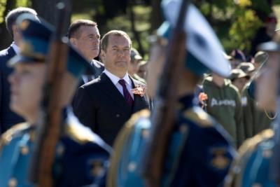 Russia Urges Japan to Abandon Territory Claim for Peace Treaty