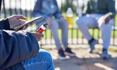 Vape stores clustered around schools and in the most disadvantaged suburbs, Australian study finds