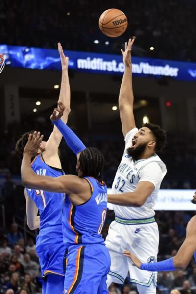 Timberwolves Top Thunder in Intense Duel for Western Conference Lead