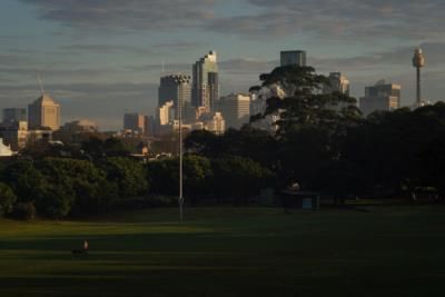 Australia's Q4 Inflation Slows, Nearing Rate Cut Consideration