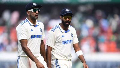 R Ashwin retains No 1 spot, Jasprit Bumrah moves to 4th in ICC rankings