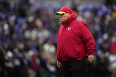 Chiefs Simplify Offense, Find Success on Road to Super Bowl