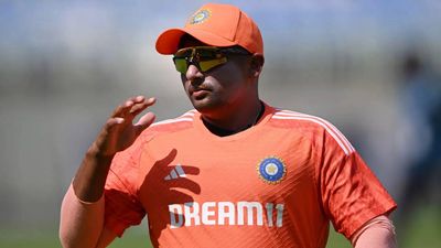 'Tough choice between Sarfaraz Khan and...': Batting coach Vikram Rathour ahead of second Test