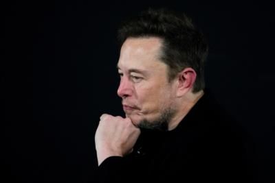 Investors and Legal Experts Weigh in on Voided Tesla Compensation