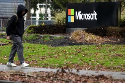 Microsoft's AI Strength Drives Sales Beyond Expectations