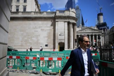IMF Lowers UK's 2025 Growth Outlook Amid Strong Past Performance