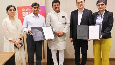 Karnataka signs MoU with Wistron for a laptop manufacturing plant