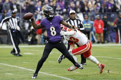 Ravens QB Lamar Jackson breaks down interception intended for TE Isaiah Likely