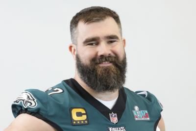 Jason Kelce shares adorable video of daughter's first Pro Bowl.