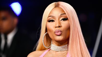 Nicki Minaj's ultra-effective closet 'wastes zero space,' according to professional organizers