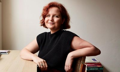 Green Dot by Madeleine Gray review – witty tale of obsessive love