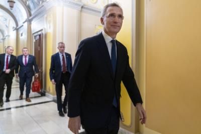 Senate Negotiators Struggle to Finalize Bipartisan Deal on Ukraine Aid