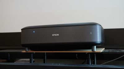 Epson EpiqVision Ultra LS650: big brightness from a compact projector