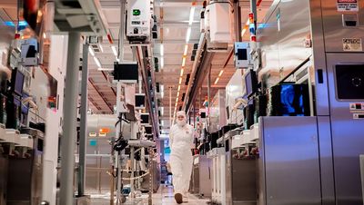 Intel Delays $20 Billion Ohio Chip Project: WSJ