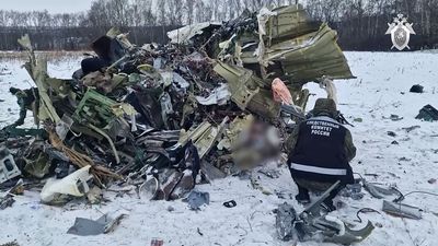 Russia, Ukraine clash over bodies of military plane crash victims