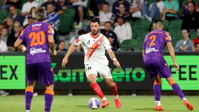 Arslan loses the plot as Glory beat Melbourne City 4-2