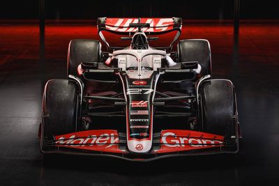 Why Haas will already start F1 2024 on back foot