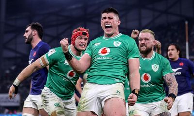Ireland set down marker with rout in France after Willemse red card