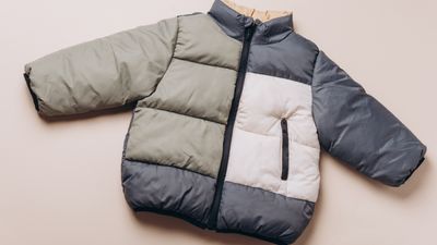 How to wash a puffer jacket without taking it to the dry cleaners