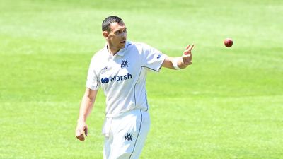 Quick Boland goes off sore in Shield match for Vics