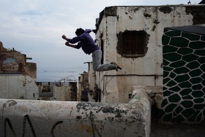 ‘Jump without thinking’: The parkour runners reclaiming Algiers