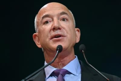 Jeff Bezos to Sell 50 Million Amazon Shares by Jan. 31