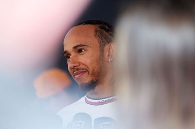 Hamilton opens up on Ferrari F1 move after "crazy few days"