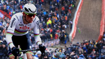 How to watch the Men's 2024 Cyclocross World Championships live stream