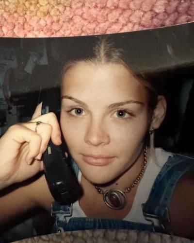 Rediscovering the 90s: A Nostalgic Trip with Busy Philipps